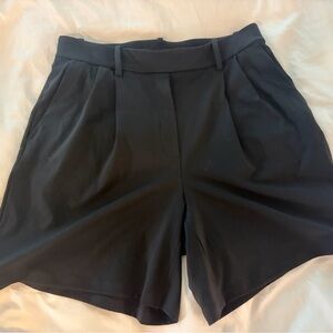 Lululemon daydrift short black large